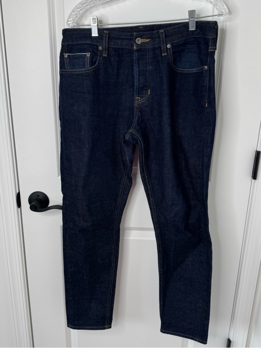 Bonobos Slim tailored fit Dark wash button fly Jeans 32/30